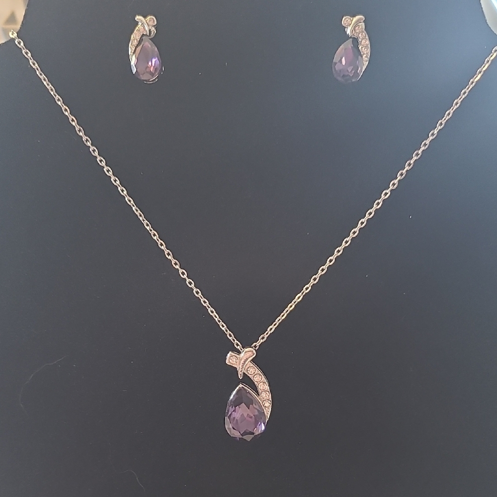 Elegant Purple Teardrop Jewelry Set